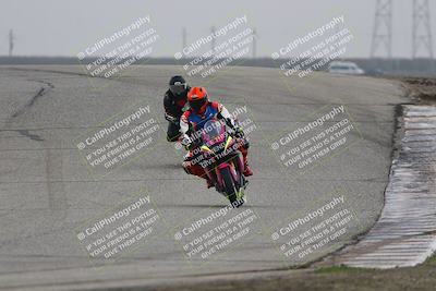 media/Nov-30-2025-TrackDaz (Sun) [[d8b22663df]]/C Group/Session 4 (Outside Grapevine)/